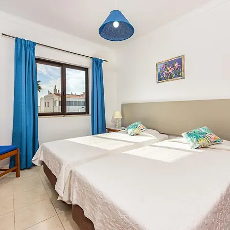 Aparthotel Carruna