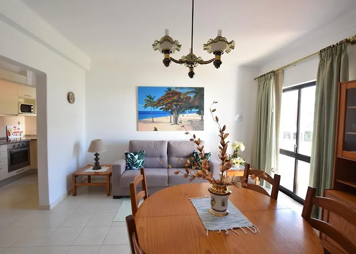 Carruna Aparthotel 4*