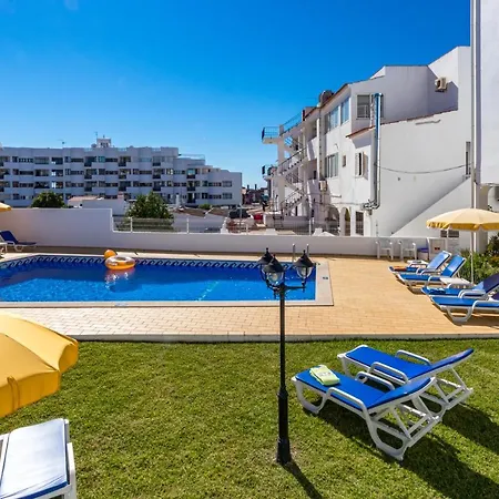 Carruna Lejlighedshotel 4*