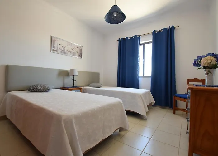 Carruna 4* Αλμπουφέιρα